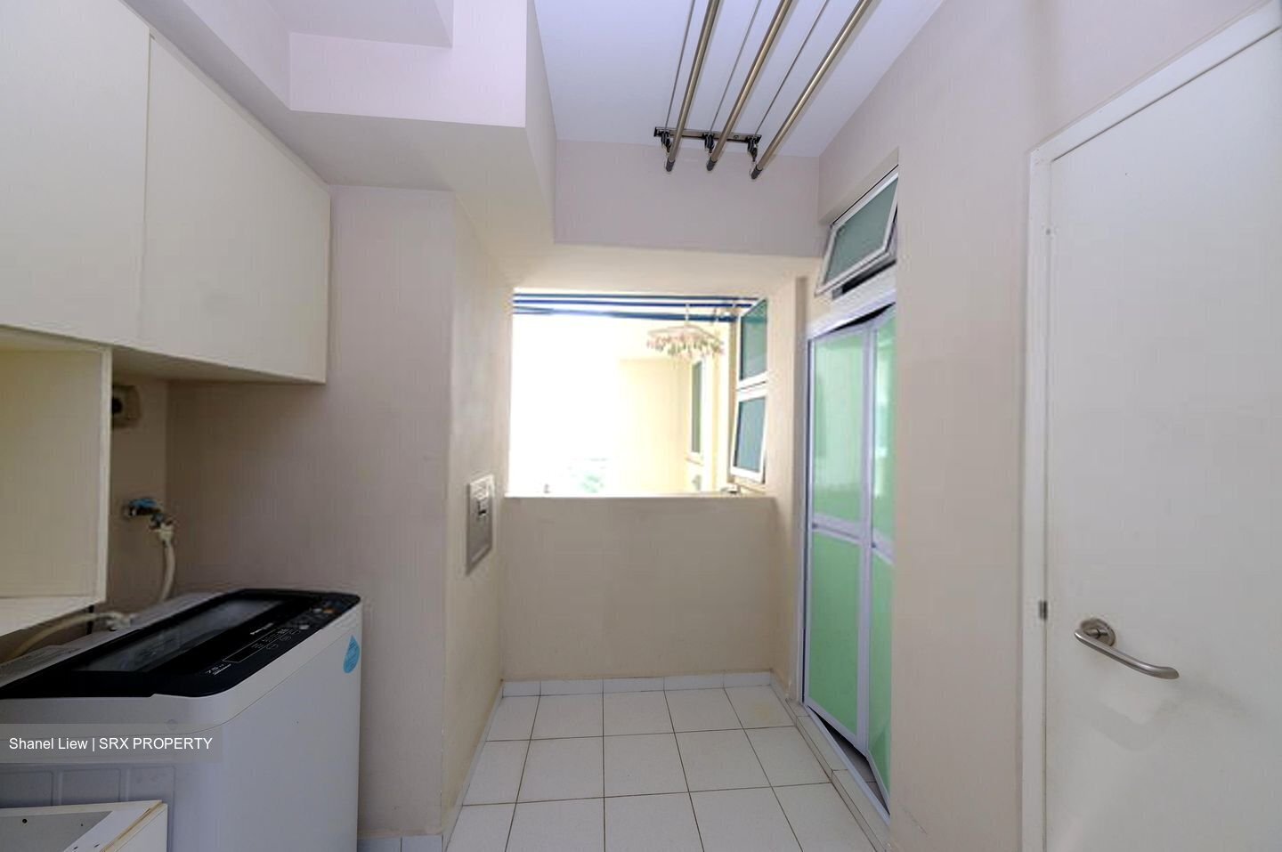 The Esparis (D18), Condominium #490643411